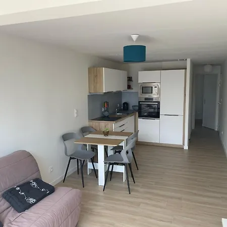Apartment Les Pieds Dans L'eau Cyprien *